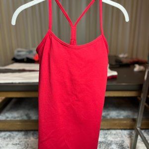 Lululemon - Red Sports Top Size: 6